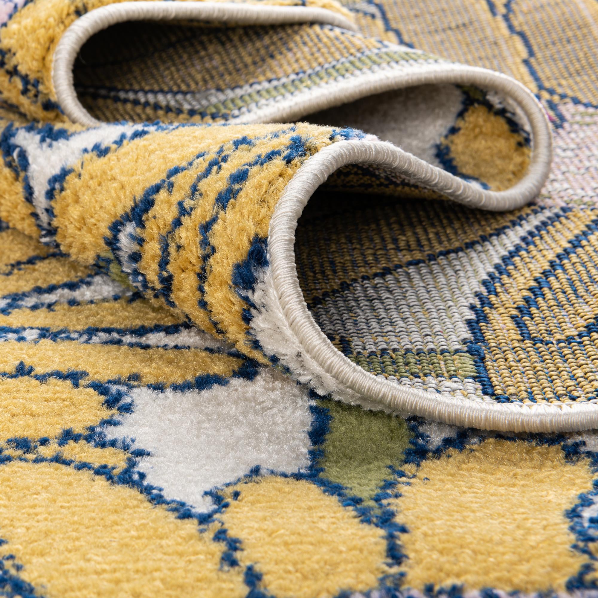 7' 10 x 7' 10 Bloom Square Rug