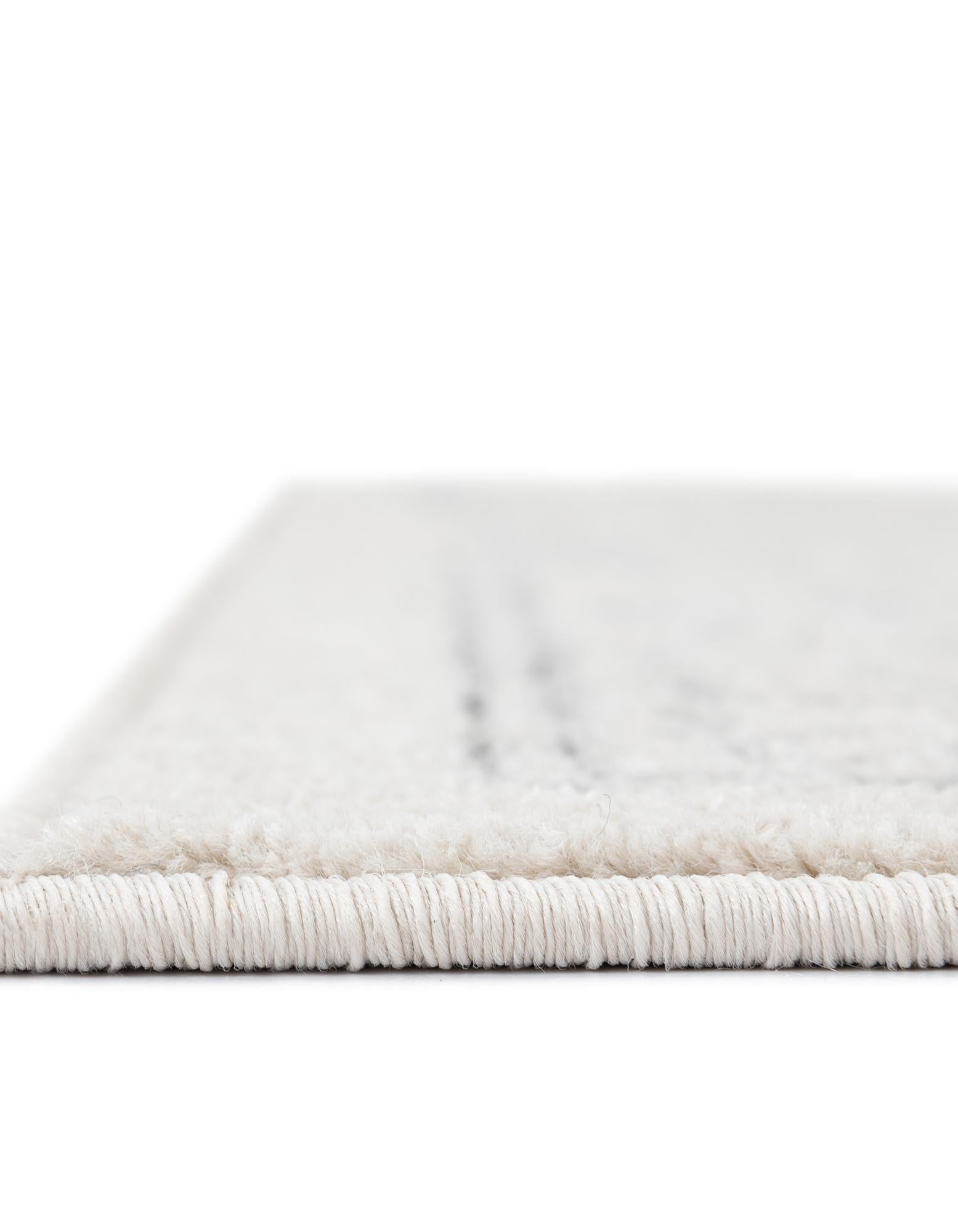 4' x 4' Isabella Square Rug