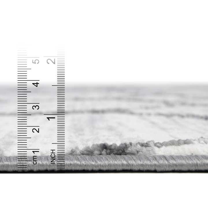 7' x 7' Lattice Trellis Square Rug