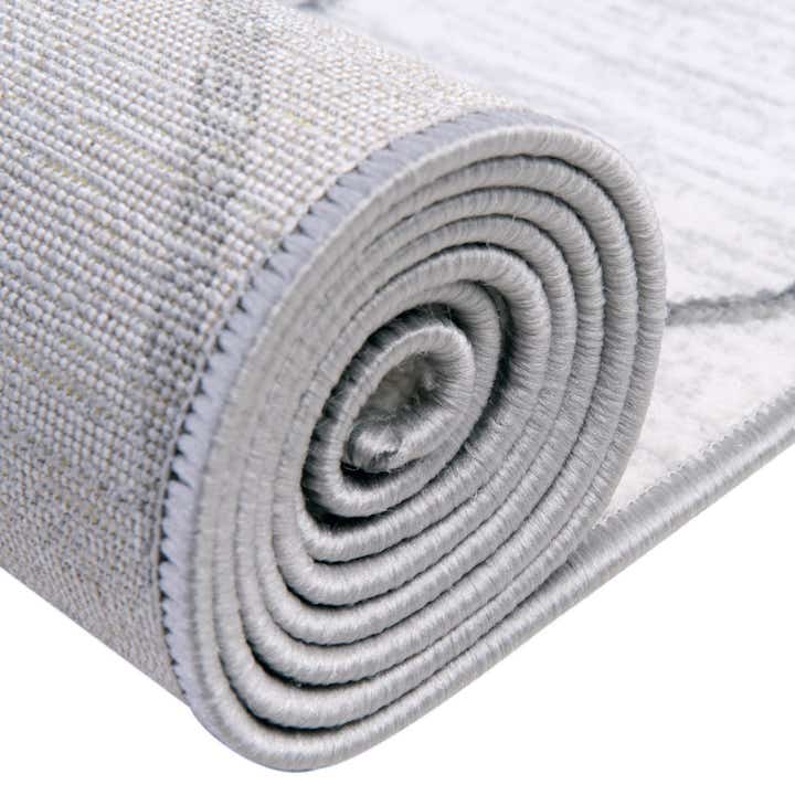 7' x 7' Lattice Trellis Square Rug