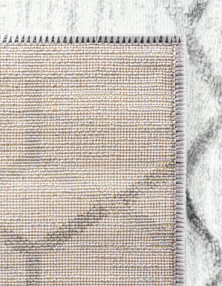 Detail image of 7' x 7' Lattice Trellis Square Rug