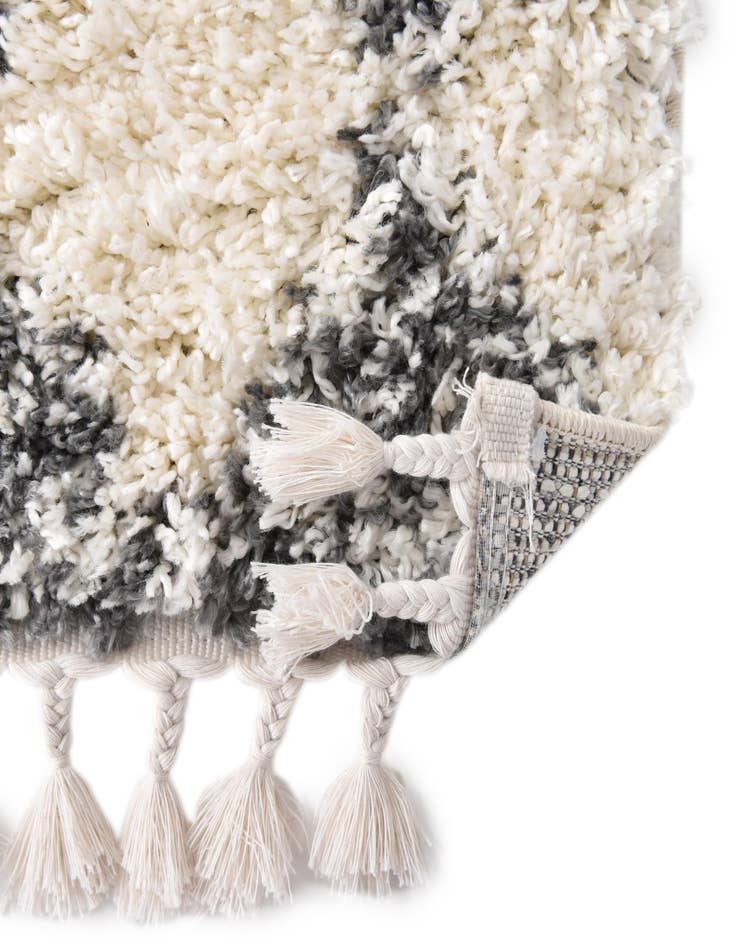 Detail image of 10' x 10' Serenity Shag Square Rug