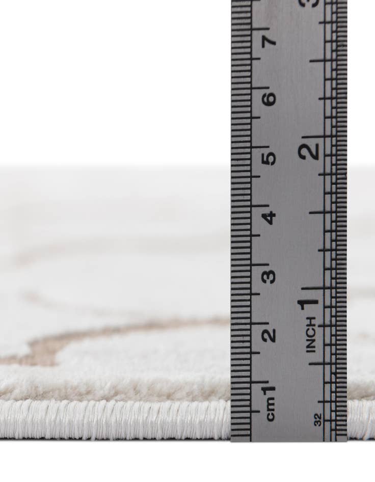 Detail image of 7' 10 x 7' 10 Uptown Lincoln Center Square Rug