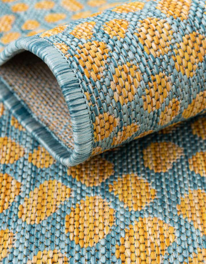 5' 3 x 8' Easy-Clean Jill Zarin Cape Town Indoor / Outdoor Oval Rug