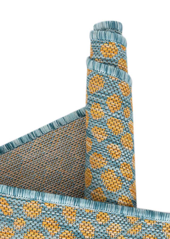 5' 3 x 8' Easy-Clean Jill Zarin Cape Town Indoor / Outdoor Oval Rug