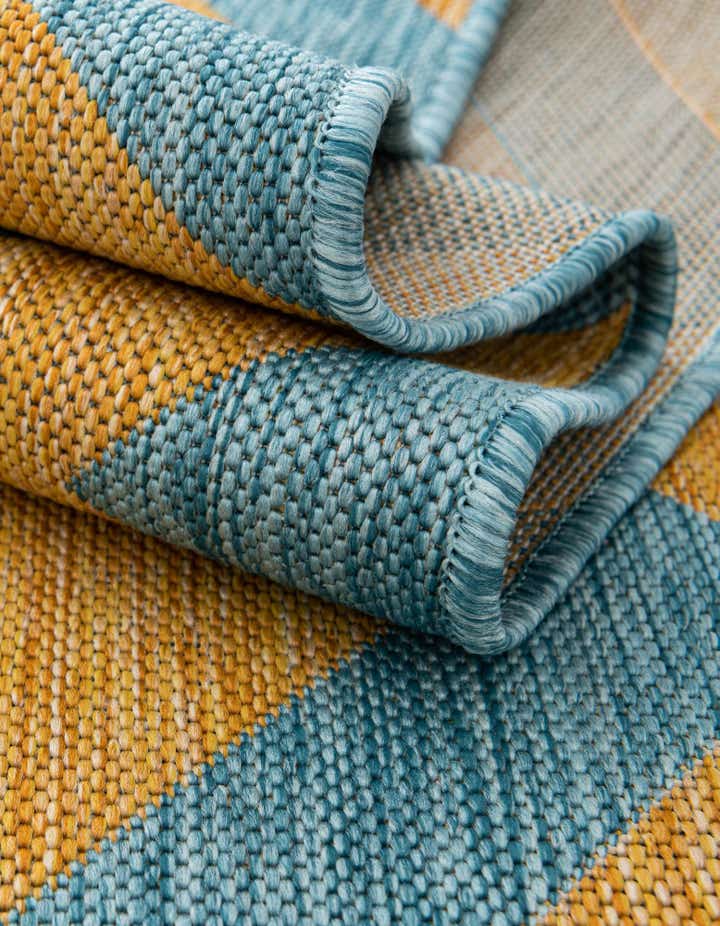 2' x 6' Easy-Clean Jill Zarin Napa Indoor / Outdoor Runner Rug