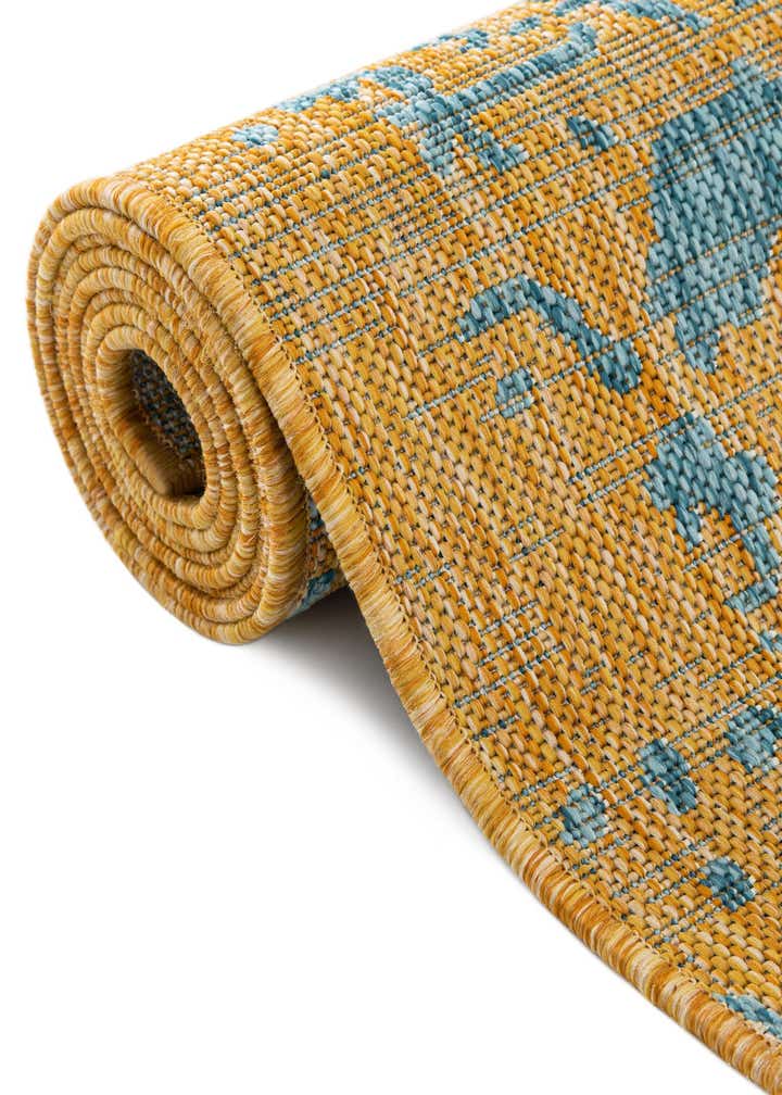 2' x 6' Easy-Clean Jill Zarin Dubai Indoor / Outdoor Runner Rug