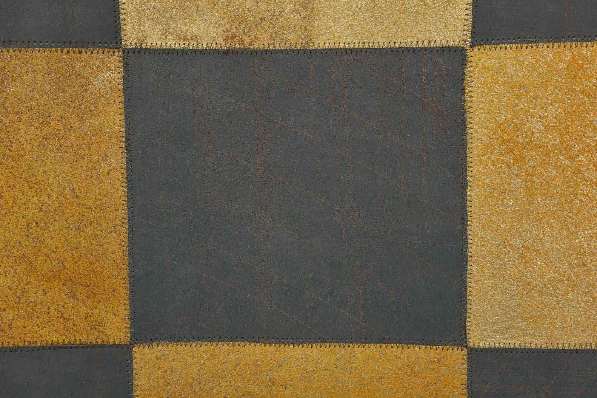 2' 1 x 3' 1 Cowhide Leather Rug