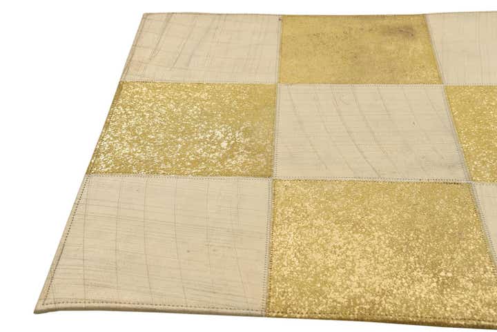 2' 1 x 3' 1 Cowhide Leather Rug