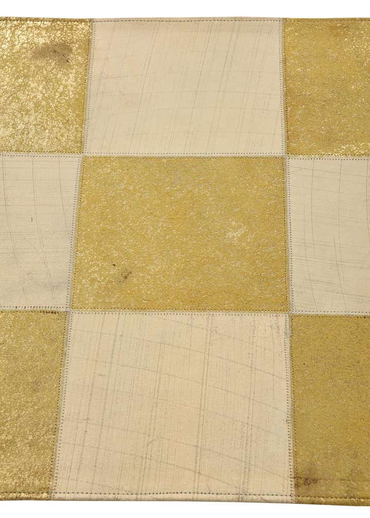 2' 1 x 3' 1 Cowhide Leather Rug