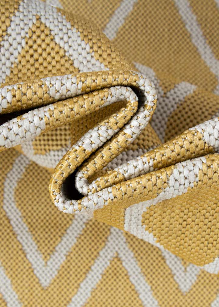 7' 10 x 10' Easy-Clean Jill Zarin Turks and Caicos Indoor / Outdoor Oval Rug