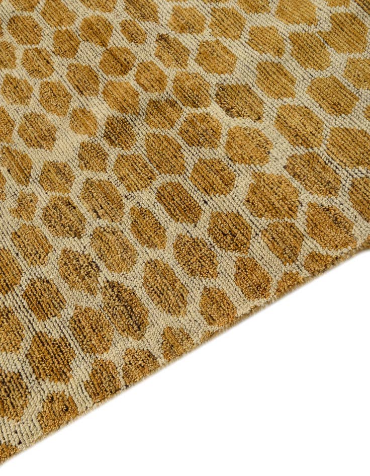 Detail image of 5' 11 x 8' 10  Hand Knotted Darya Wool Rug