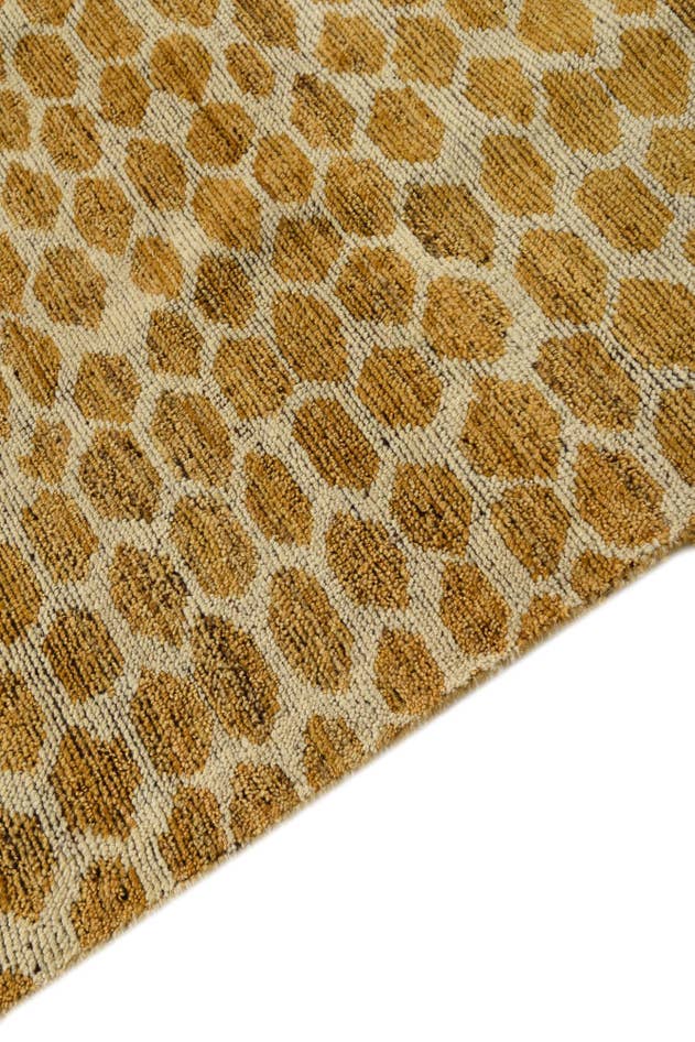 Detail image of 5' 11 x 8' 10 Hand Knotted Darya Wool Rug