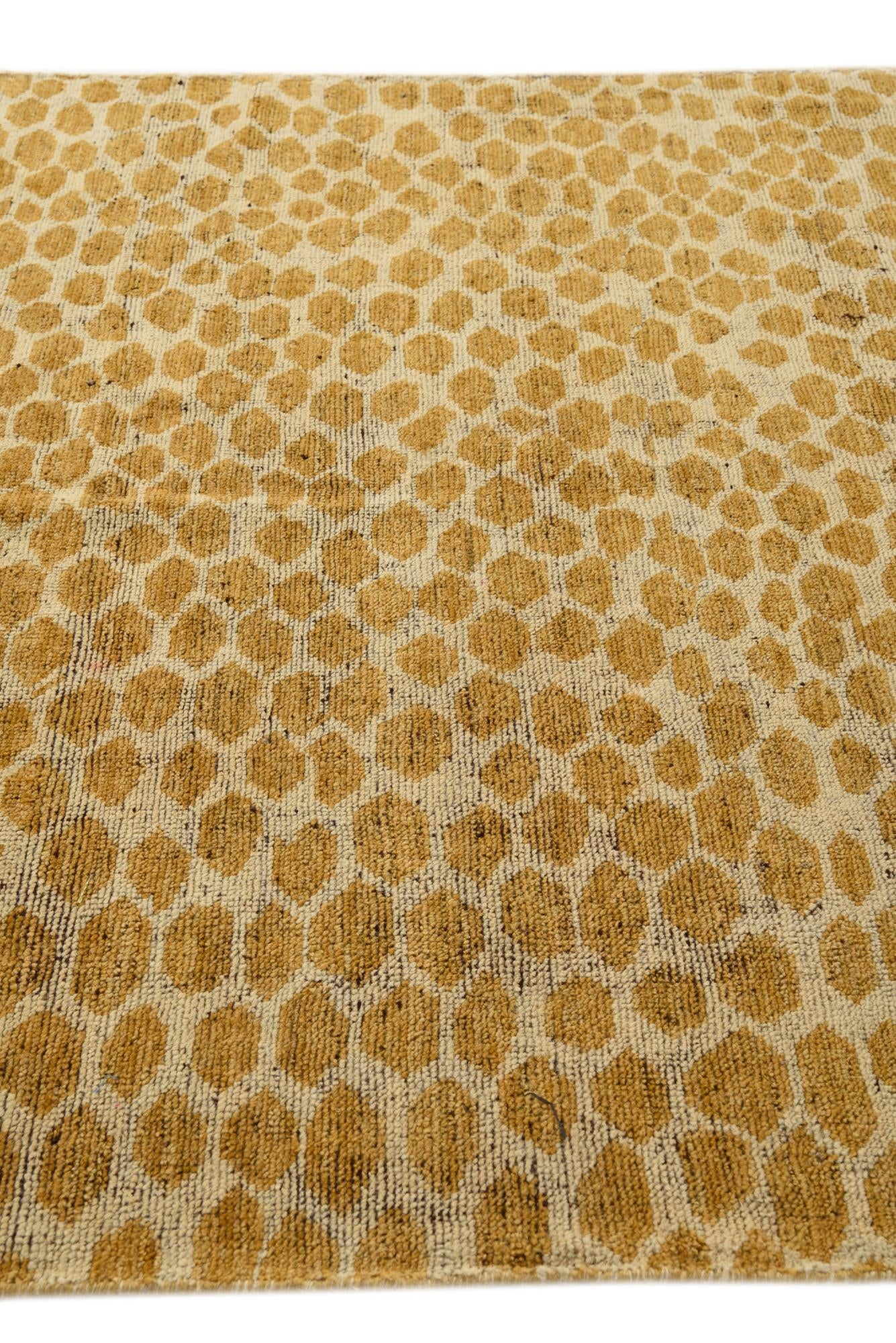 6' 1 x 9' 2 Hand Knotted Darya Wool Rug