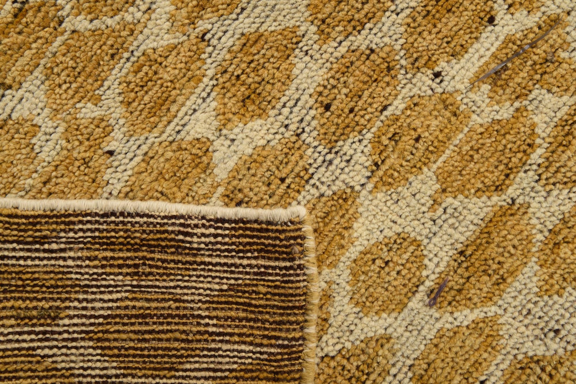 6' 1 x 9' 2 Hand Knotted Darya Wool Rug