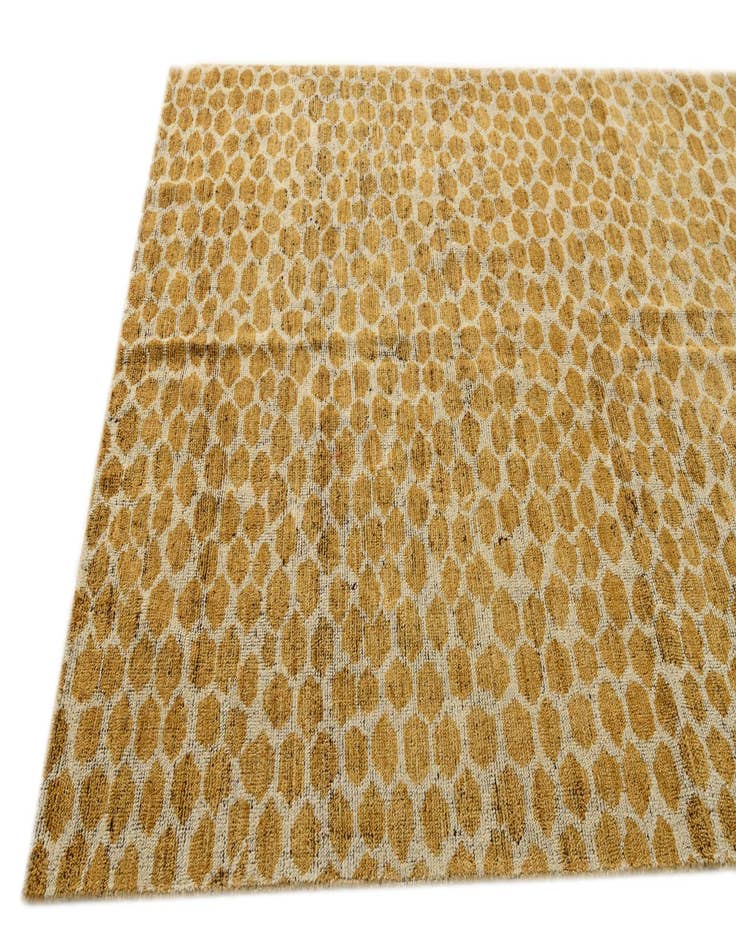 Detail image of 6' x 8' 11  Hand Knotted Darya Wool Rug