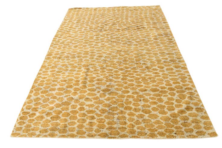 Detail image of 6' x 8' 9 Hand Knotted Darya Wool Rug