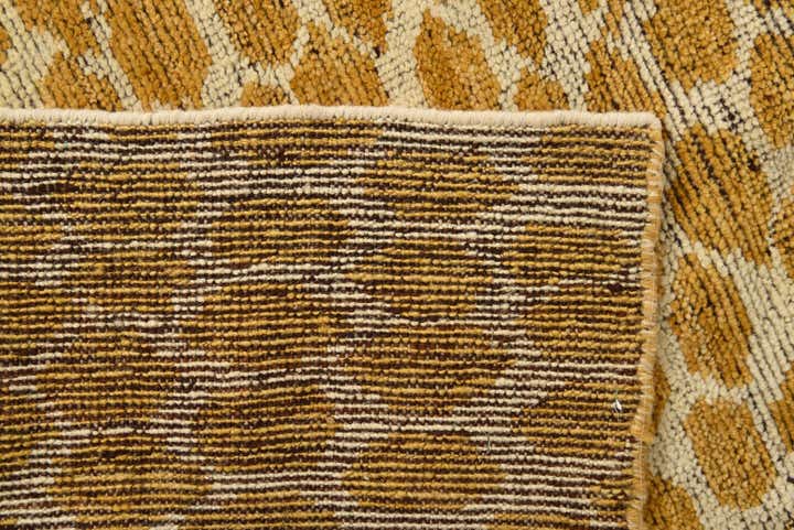 6' x 8' 9 Hand Knotted Darya Wool Rug