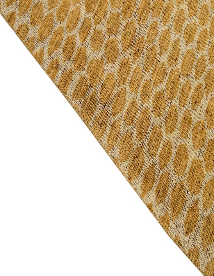 Detail image of 8' x 10'  Hand Knotted Darya Wool Rug