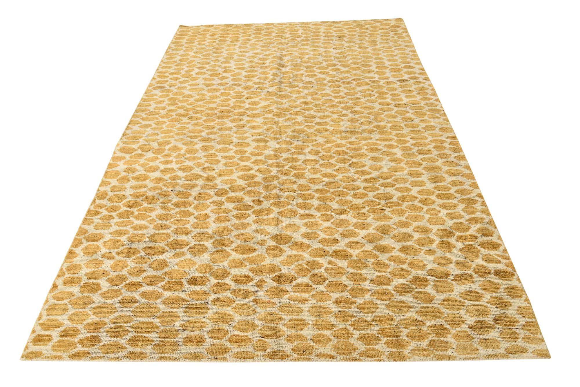 5' 10 x 9' Hand Knotted Darya Wool Rug