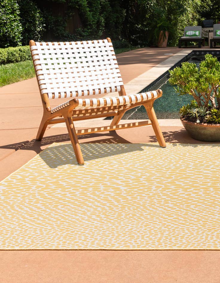 Detail image of 7' x 10' Easy-Clean Jill Zarin Cape Town Indoor / Outdoor Rug
