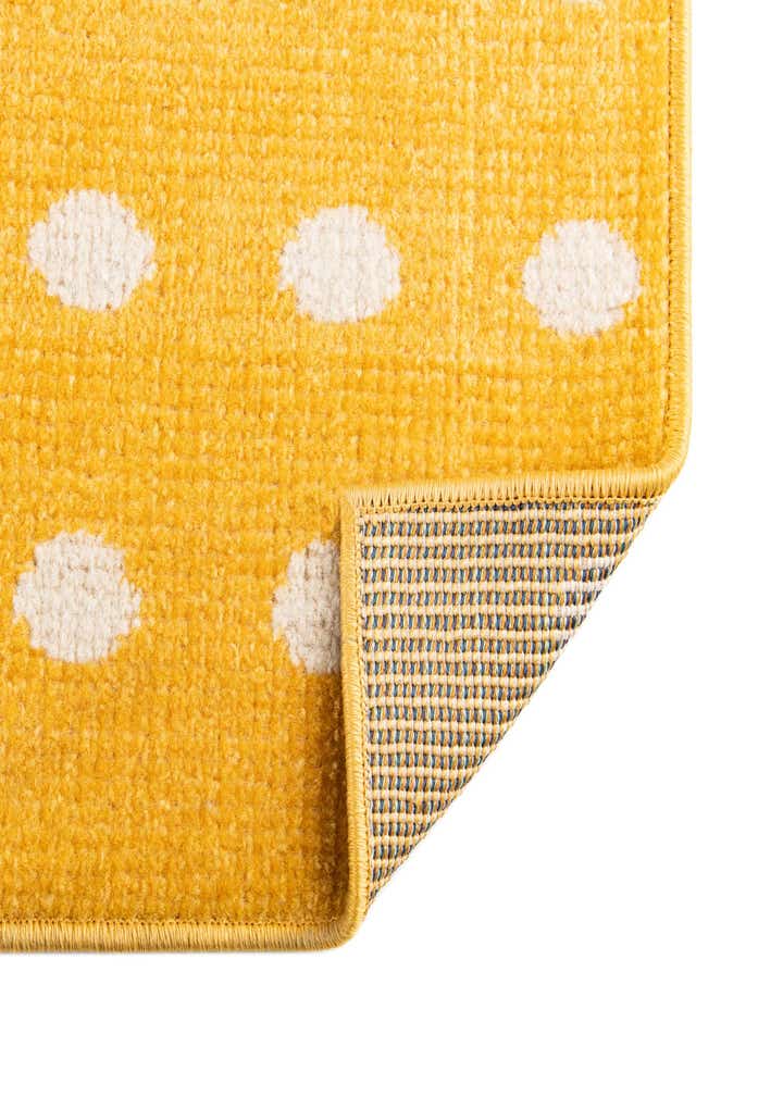 5' 3 x 7' 7 Easy-Clean Indoor / Outdoor Rug