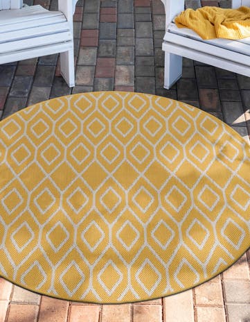 Yellow Ivory Easy-Clean Jill Zarin Indoor / Outdoor Round Rug