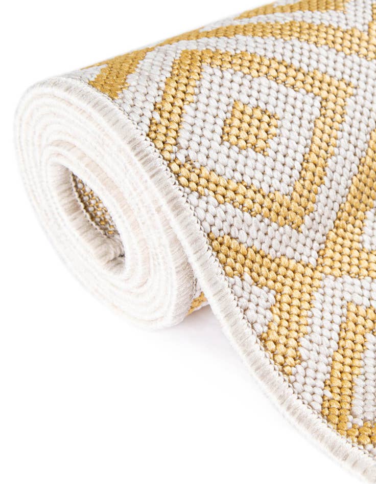 Detail image of 2' x 8' Easy-Clean Jill Zarin Costa Rica Indoor / Outdoor Runner Rug