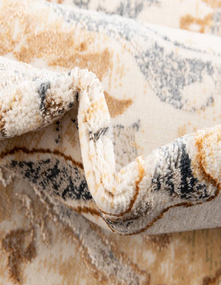 Detail image of 7' 10 x 7' 10 Highbury Octagon Rug