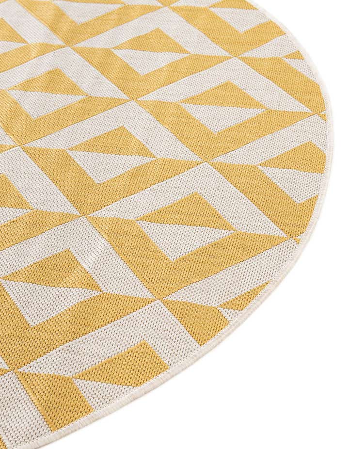 5' 3 x 8' Easy-Clean Jill Zarin Napa Indoor / Outdoor Oval Rug