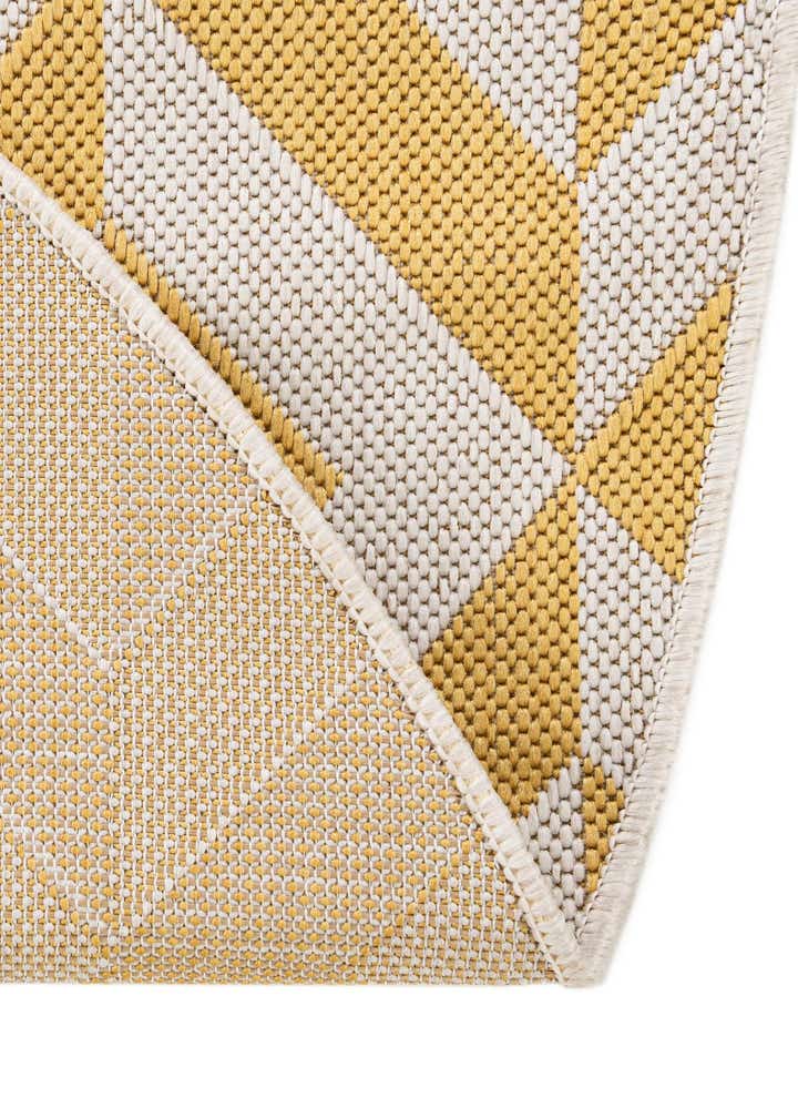 5' 3 x 8' Easy-Clean Jill Zarin Napa Indoor / Outdoor Oval Rug