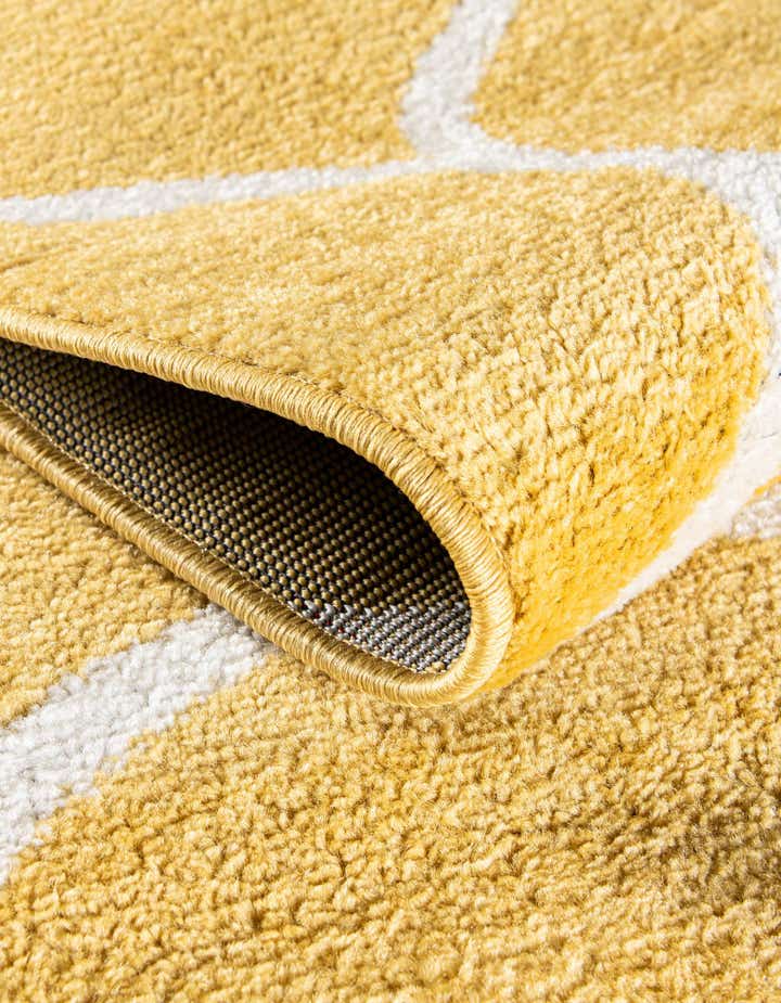 4' x 6' Lattice Frieze Oval Rug