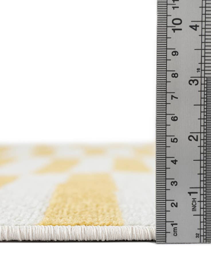 Detail image of 3' x 5' 3 SoHo Oval Rug