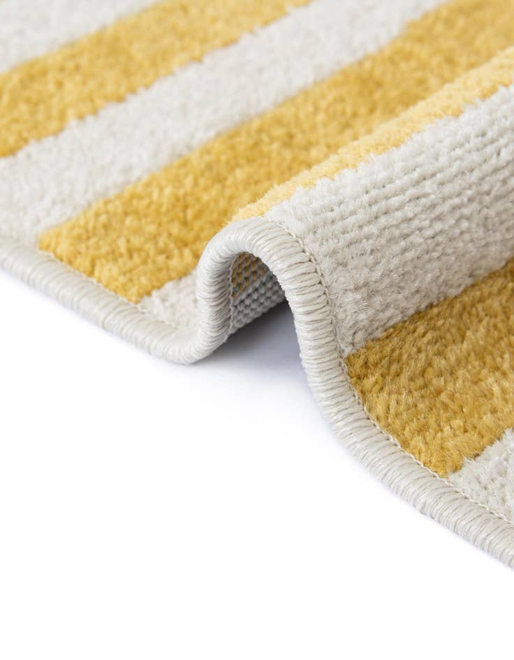 Detail image of 3' x 5' 3 SoHo Oval Rug