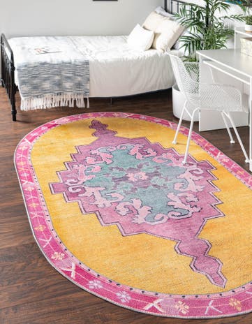 4' x 6' Washable Timeless Oval Rug