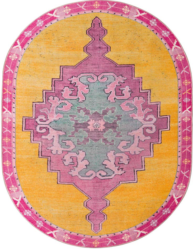 Detail image of 7' 6 x 10' 6 Washable Timeless Oval Rug