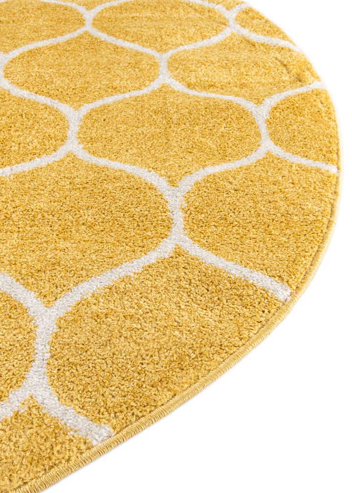 4' x 6' Trellis Frieze Oval Rug