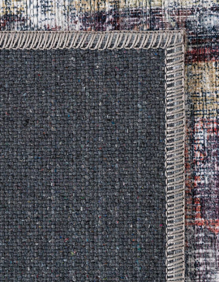 Detail image of 4' x 6' Washable Maahru Rug