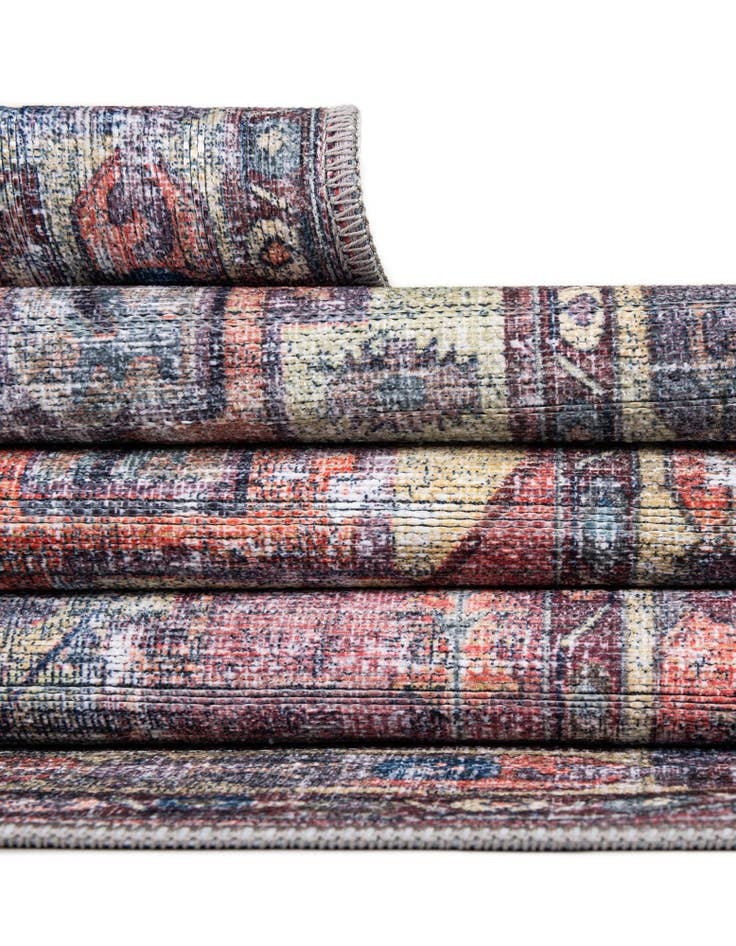 Detail image of 7' 3 x 7' 3 Washable Maahru Square Rug
