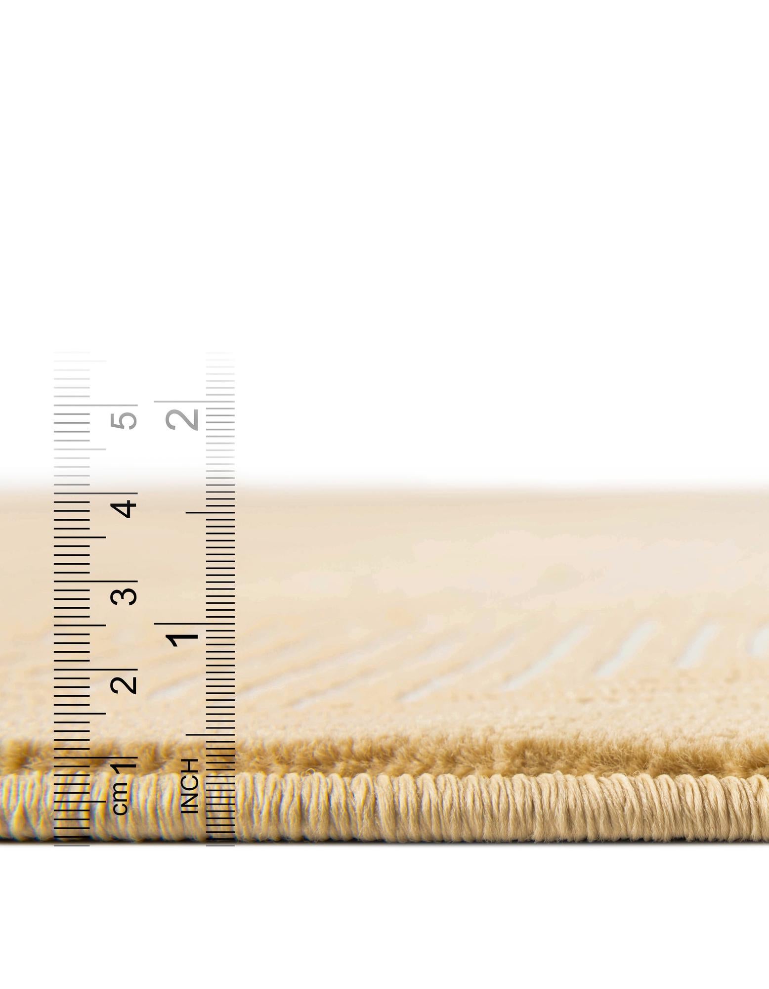 5' 3 x 8' Aakaar Rug