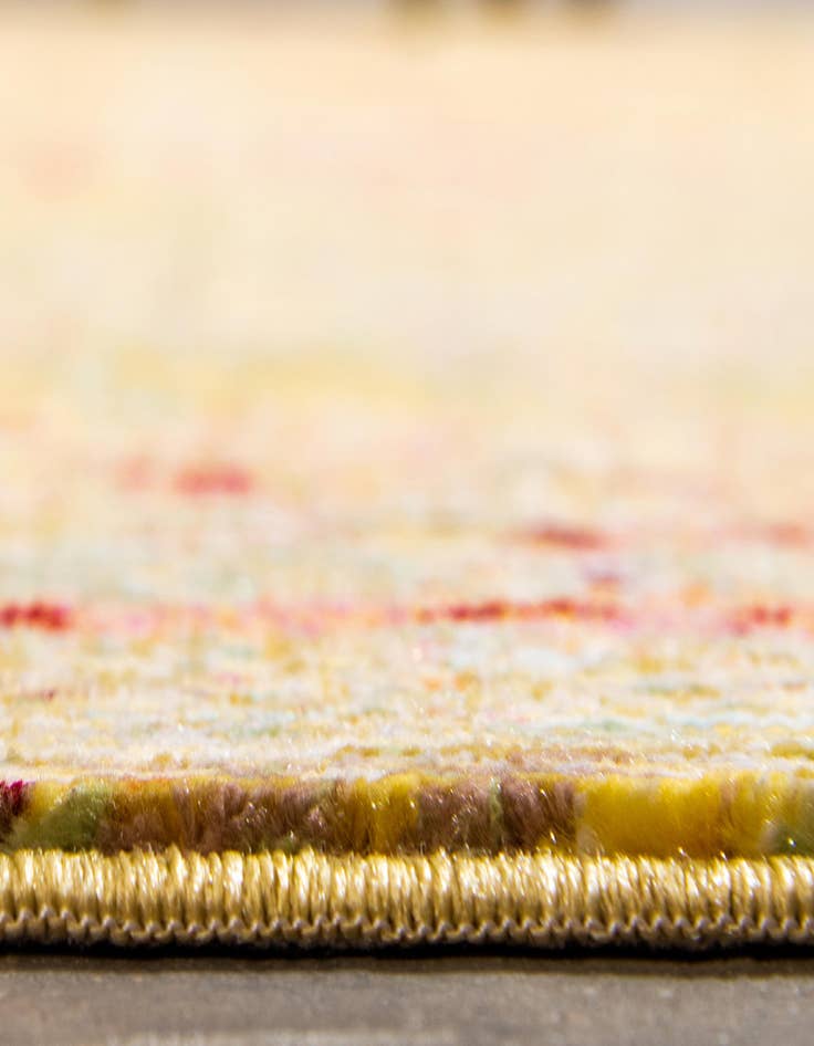 Detail image of 7' x 10' Alexis Rug