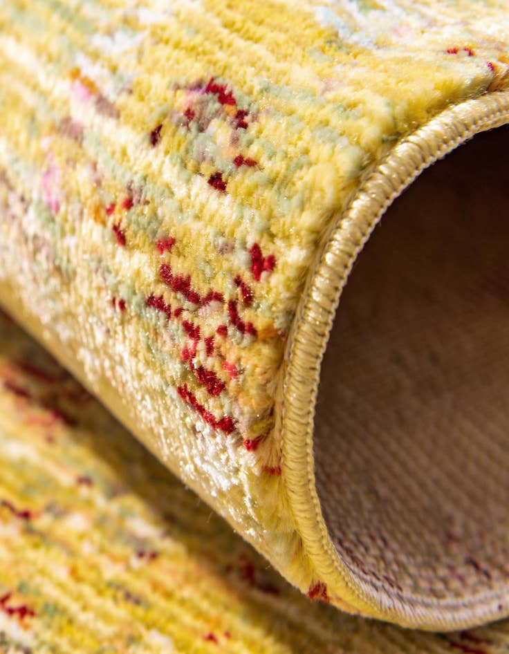 Detail image of 7' x 10' Alexis Rug