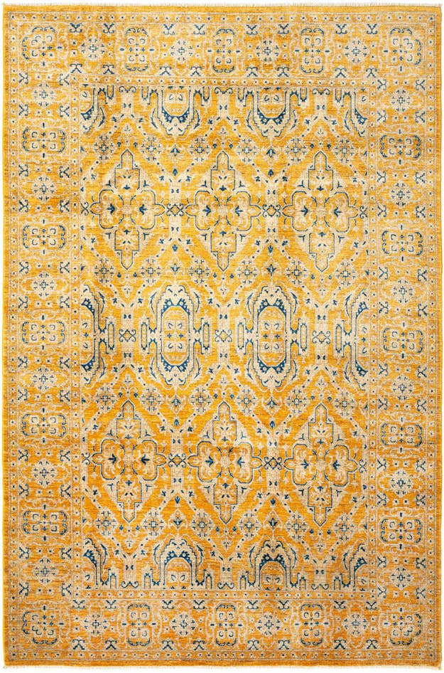 Detail image of 6' 8 x 9' 10 Amina Wool Rug