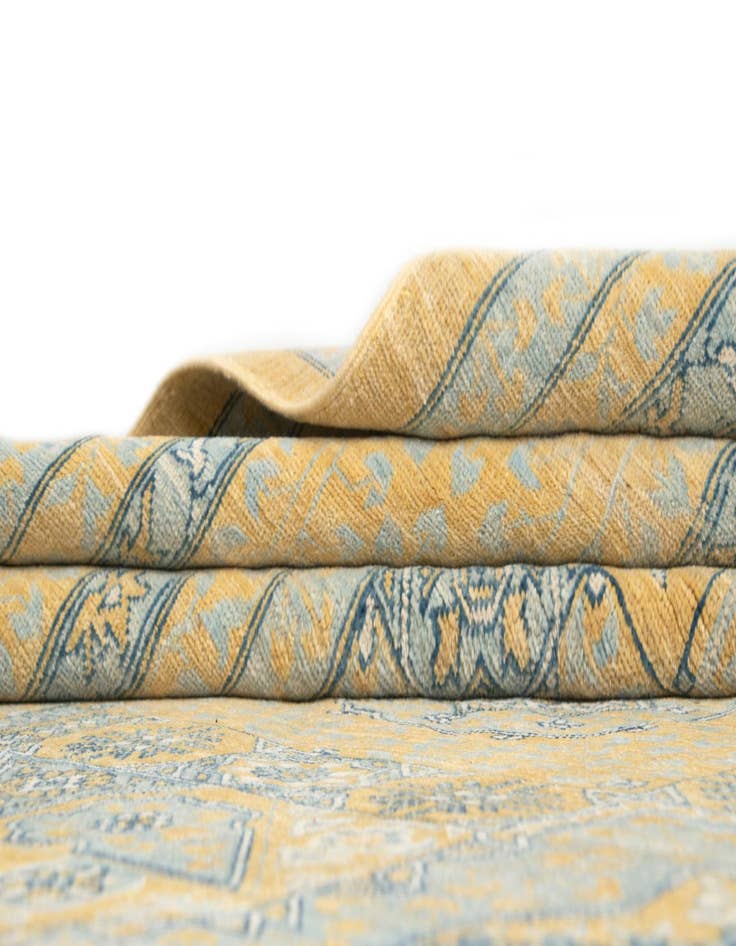 Detail image of 8' 9 x 12' 7 Hand Knotted Amina Rug