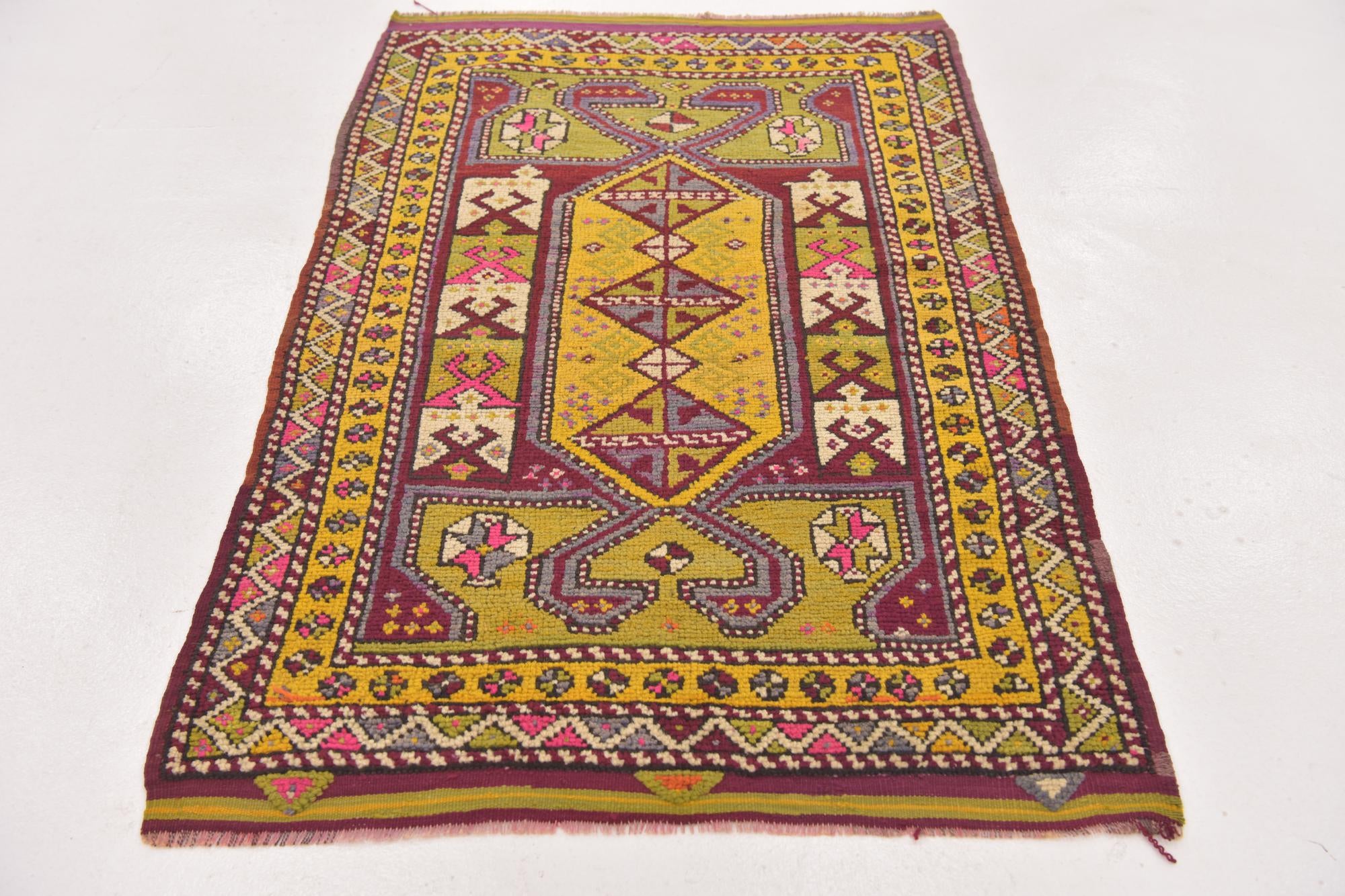 2' 10 x 4' 5 Hand Knotted Anatolian Wool Rug