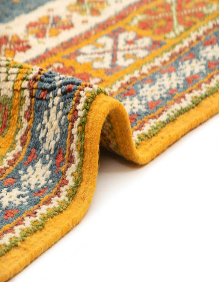 Detail image of 4' 10 x 7' 6 Berber Rug