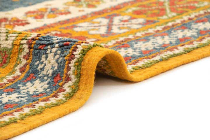 4' 10 x 7' 6 Berber Rug