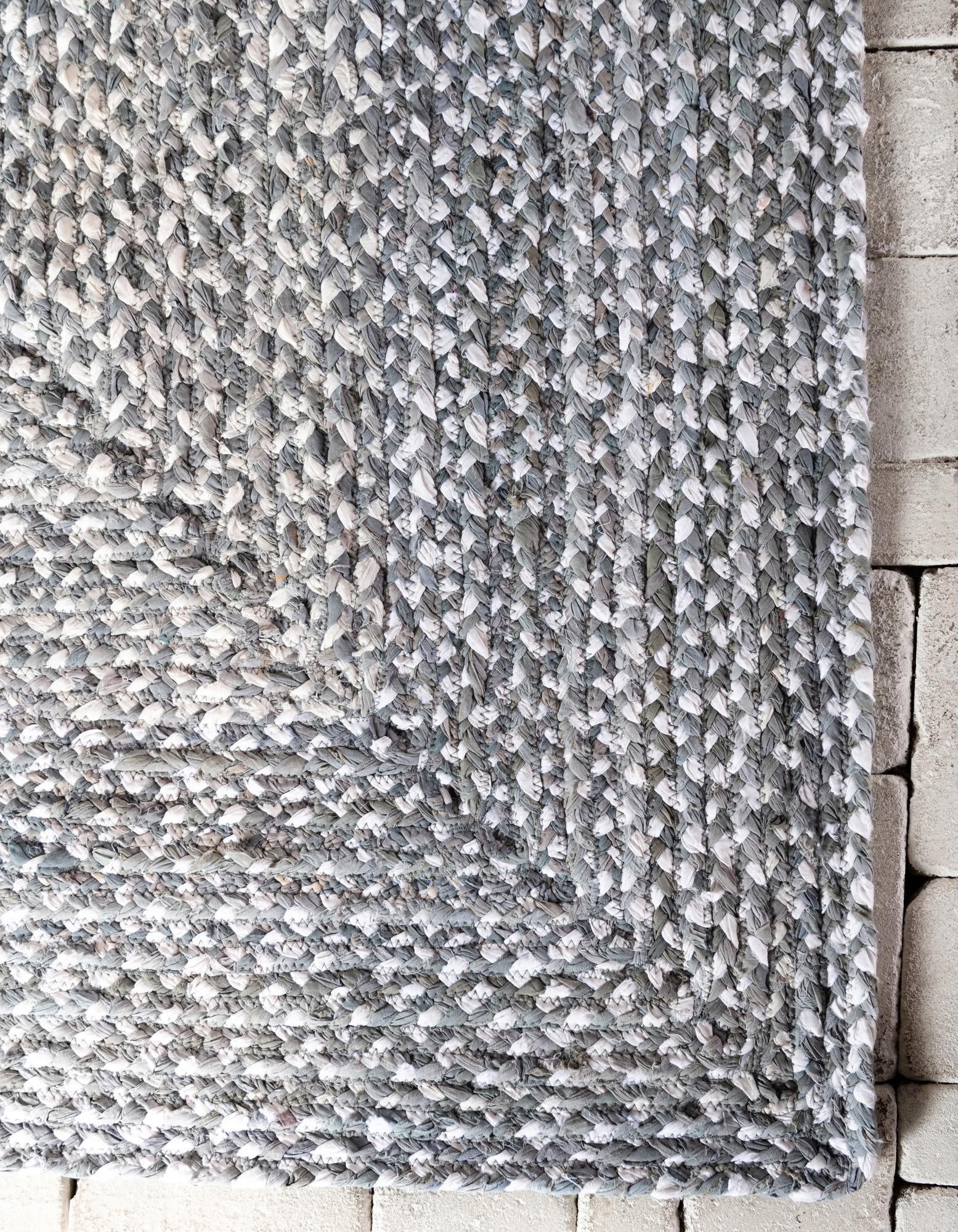 4' 8 x 6' 6 Handmade Braided Chindi Rug