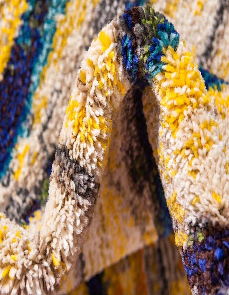 Detail image of 9' x 12'  Washable Casablanca Rug