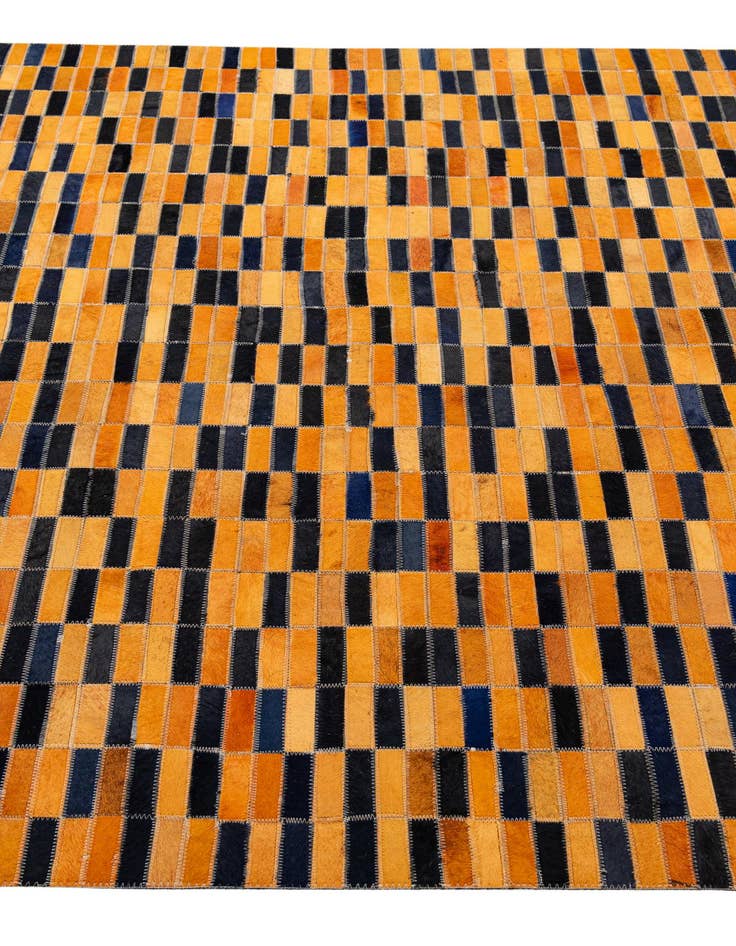 Detail image of 5' 1 x 7' 11 Cowhide - Patchwork Rug